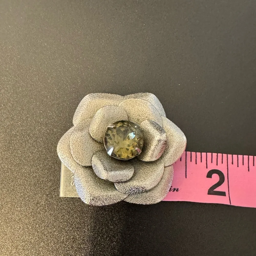 Vintage Silver Tone Flower Brooch Pendant Convertible Statement Necklace Ready